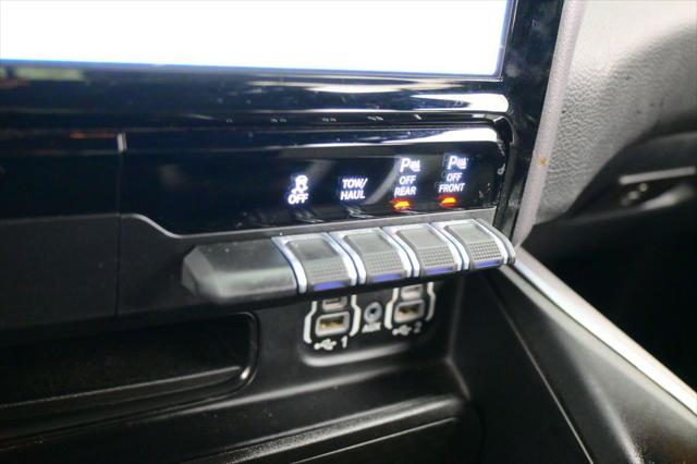 2023 Ram 1500 Big Horn Crew Cab 4x2 5'7" Box