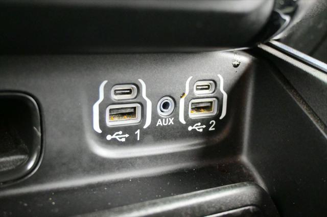 2023 Ram 1500 Big Horn Crew Cab 4x2 5'7" Box