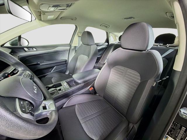 2025 Kia K5 LXS