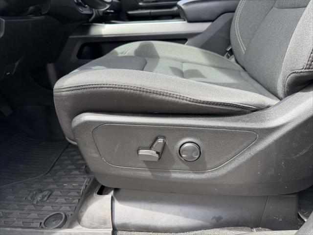 2022 Ram 1500 Big Horn Crew Cab 4x4 5'7" Box