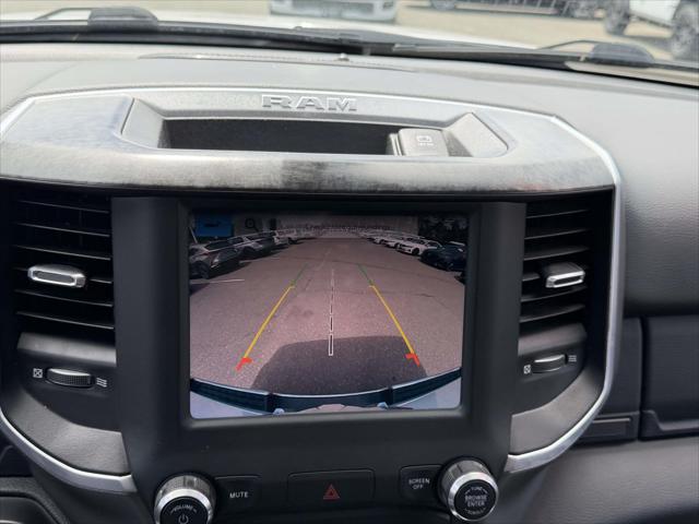 2022 Ram 1500 Big Horn Crew Cab 4x4 5'7" Box