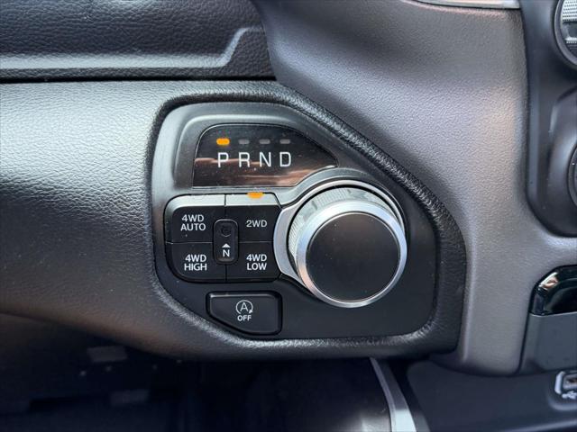 2022 Ram 1500 Big Horn Crew Cab 4x4 5'7" Box