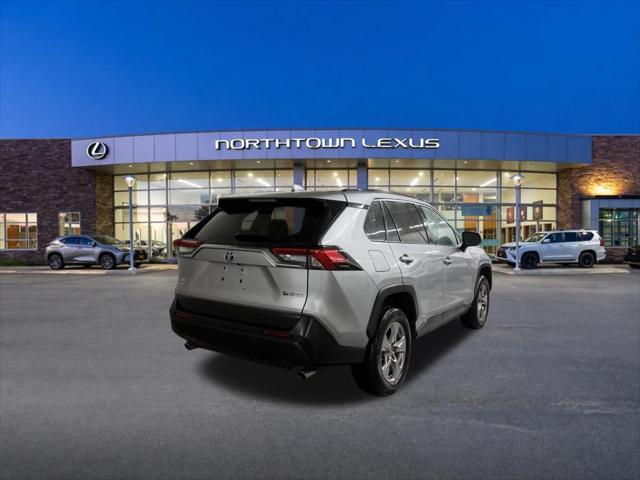 2024 Toyota RAV4 Hybrid LE