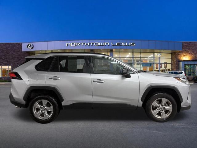 2024 Toyota RAV4 Hybrid LE