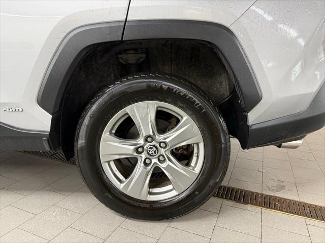 2024 Toyota RAV4 Hybrid LE