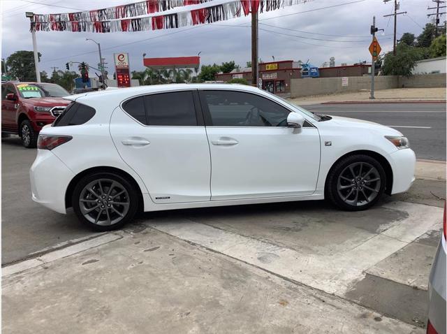 2013 Lexus CT 200h Farmersville Ca- 559-747-2277