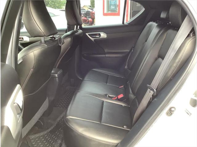 2013 Lexus CT 200h Farmersville Ca- 559-747-2277