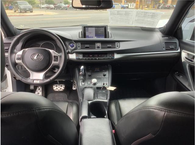 2013 Lexus CT 200h Farmersville Ca- 559-747-2277