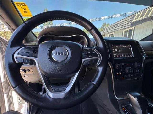 2020 Jeep Grand Cherokee Laredo E 4x2