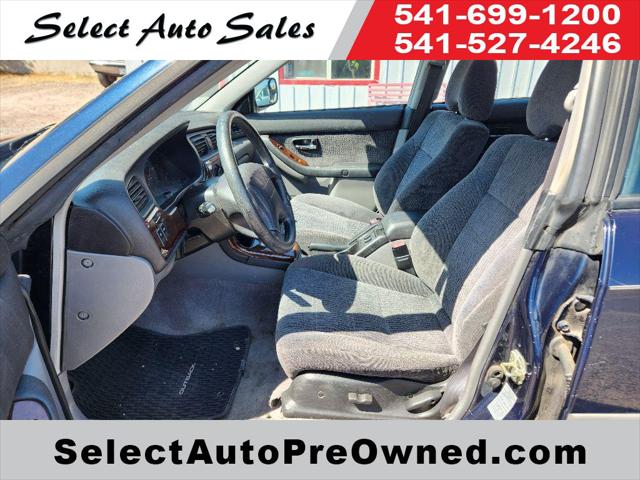 2001 Subaru Outback Base