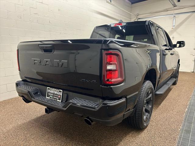 2026 Ram 1500 Express Crew Cab 4x4 5'7" Box