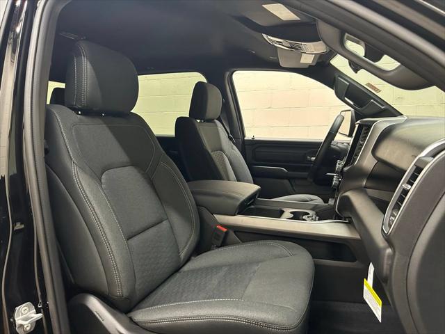 2026 Ram 1500 Express Crew Cab 4x4 5'7" Box