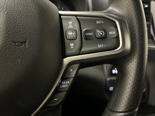 2026 Ram 1500 Express Crew Cab 4x4 5'7" Box
