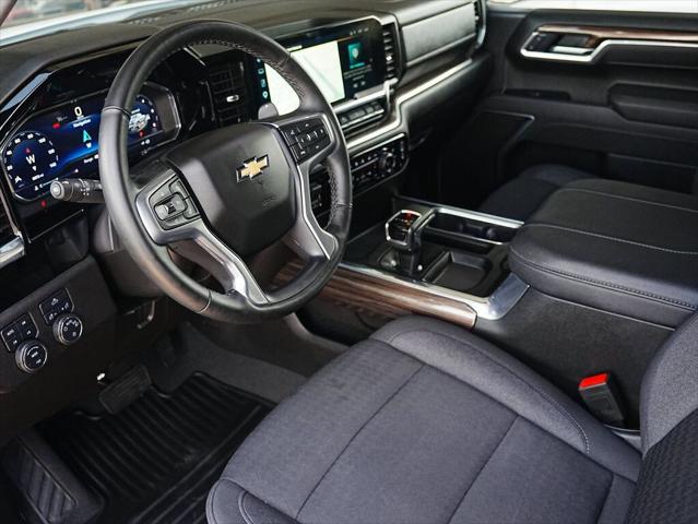 2025 Chevrolet Silverado 1500 4WD Crew Cab Standard Bed LT