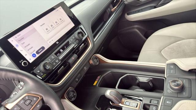 2025 Toyota Grand Highlander Hybrid Platinum MAX