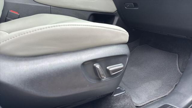 2025 Toyota Grand Highlander Hybrid Platinum MAX
