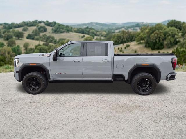 2024 GMC Sierra 2500HD 4WD Crew Cab Standard Bed AT4