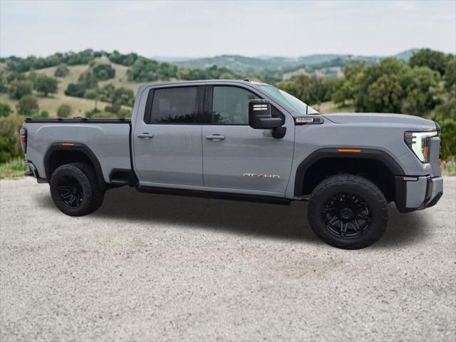 2024 GMC Sierra 2500HD 4WD Crew Cab Standard Bed AT4
