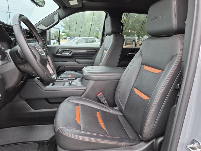 2024 GMC Sierra 2500HD 4WD Crew Cab Standard Bed AT4