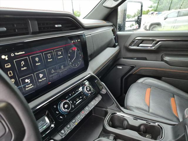2024 GMC Sierra 2500HD 4WD Crew Cab Standard Bed AT4