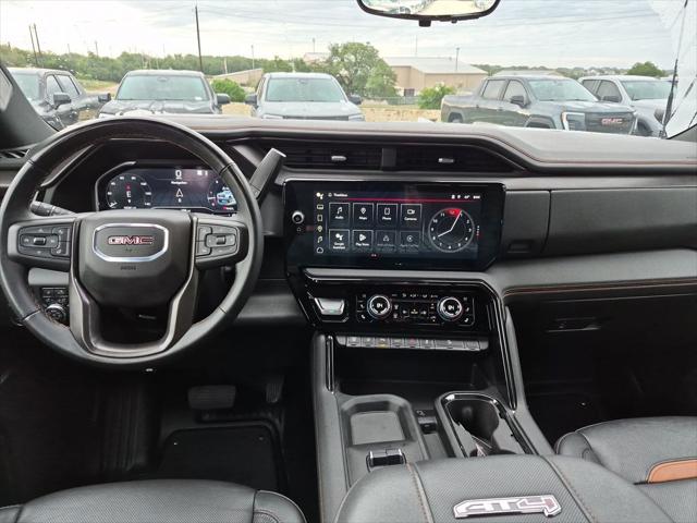 2024 GMC Sierra 2500HD 4WD Crew Cab Standard Bed AT4