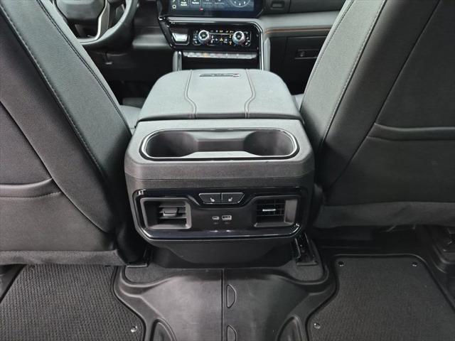 2024 GMC Sierra 2500HD 4WD Crew Cab Standard Bed AT4