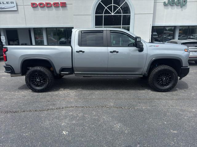 2025 Chevrolet Silverado 2500HD 4WD Crew Cab Standard Bed ZR2