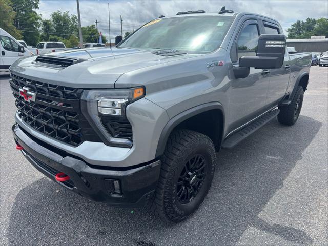 2025 Chevrolet Silverado 2500HD 4WD Crew Cab Standard Bed ZR2