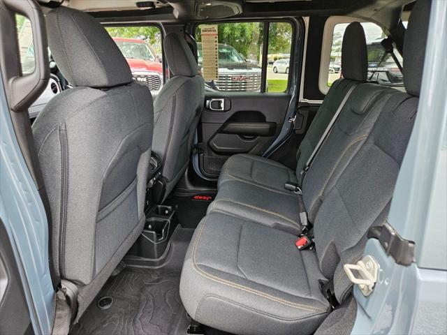 2024 Jeep Wrangler 4-Door Sahara 4x4