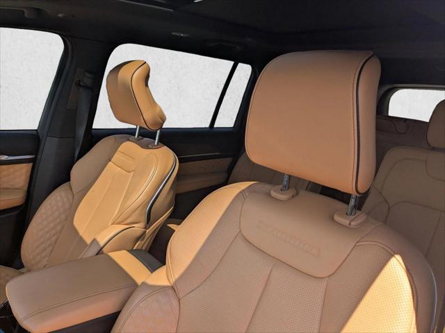 2025 Jeep Grand Cherokee L Summit 4x4