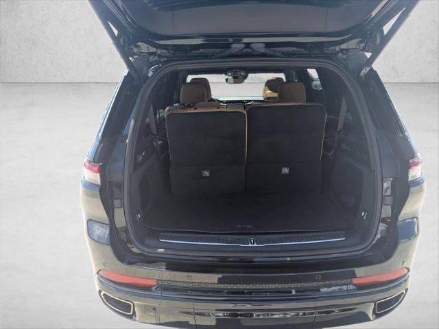 2025 Jeep Grand Cherokee L Summit 4x4