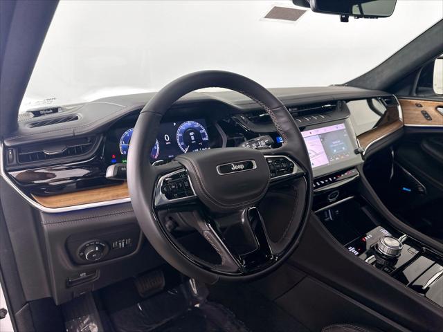 2026 Jeep Grand Cherokee Summit 4x4