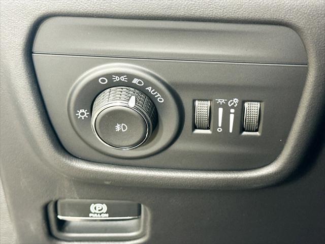 2026 Jeep Grand Cherokee Summit 4x4