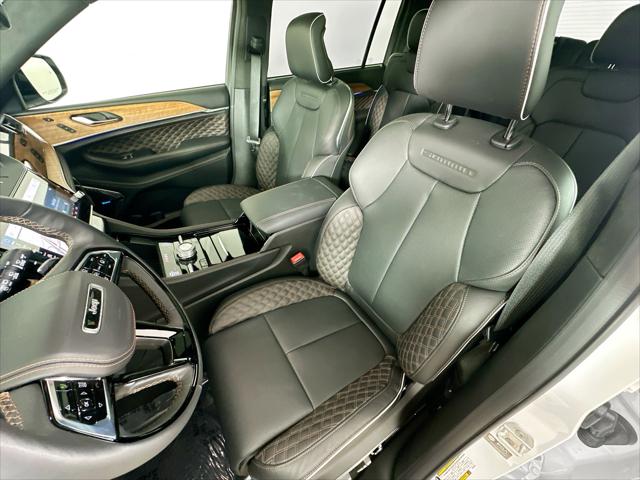 2026 Jeep Grand Cherokee Summit 4x4