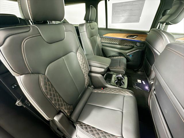 2026 Jeep Grand Cherokee Summit 4x4