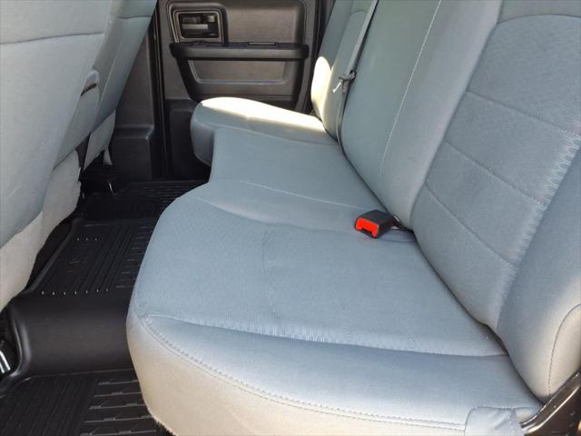 2019 Ram 1500 Classic Express Quad Cab 4x4 6'4" Box