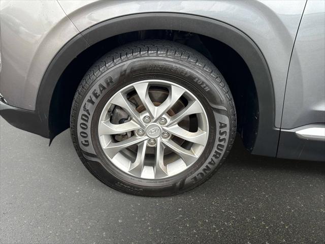 2019 Hyundai Santa Fe SE