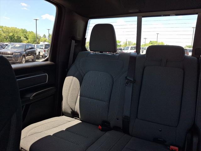2022 Ram 1500 Big Horn Crew Cab 4x4 5'7" Box