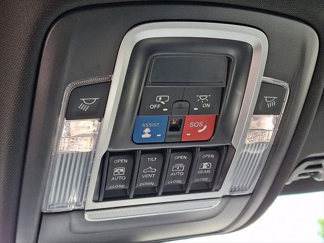 2022 Ram 1500 Big Horn Crew Cab 4x4 5'7" Box