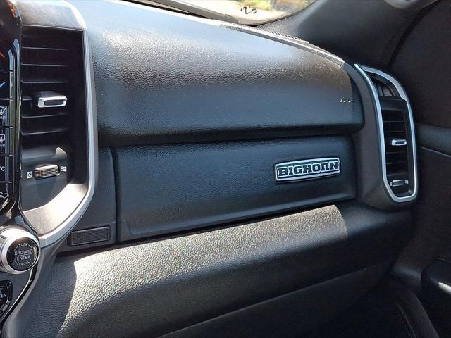 2022 Ram 1500 Big Horn Crew Cab 4x4 5'7" Box