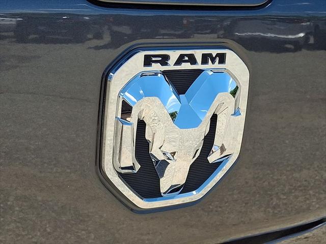 2022 Ram 1500 Big Horn Crew Cab 4x4 5'7" Box