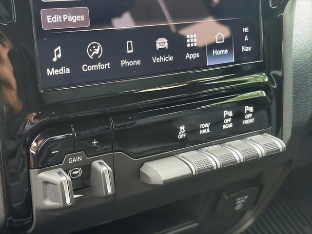 2025 Ram 2500 Tradesman Crew Cab 4x2 8' Box