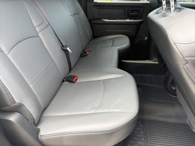 2025 Ram 2500 Tradesman Crew Cab 4x2 8' Box