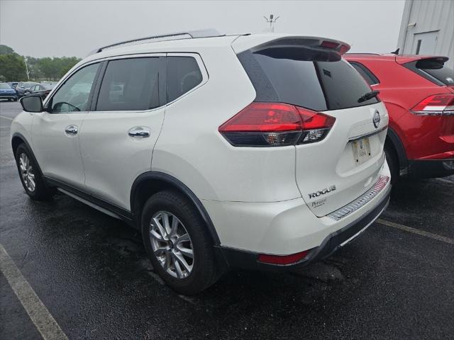 2018 Nissan Rogue SV 2018 Nissan Rogue SV