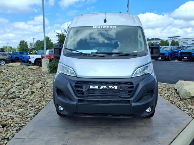 2026 RAM ProMaster 2500 RAM PROMASTER 2500 TRADESMAN WINDOW VAN HIGH ROOF 159 WB