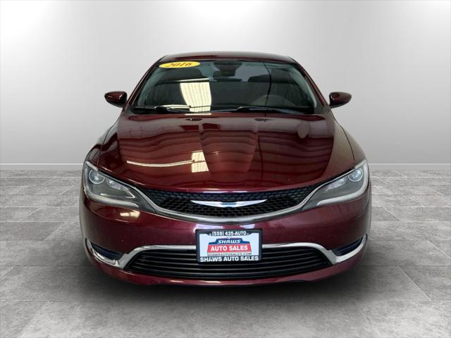 2016 Chrysler 200 Limited