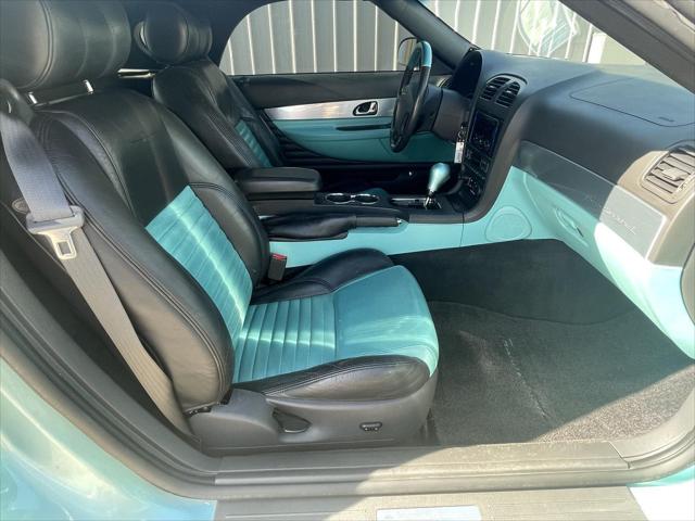 2002 Ford Thunderbird Deluxe