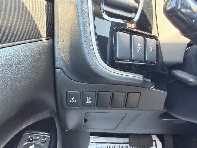 2020 Mitsubishi Outlander LE 2.4