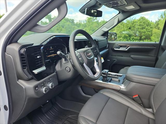2026 GMC Sierra 1500 Crew Cab, Short Bed, SLT, 4WD