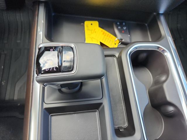 2026 GMC Sierra 1500 Crew Cab, Short Bed, SLT, 4WD
